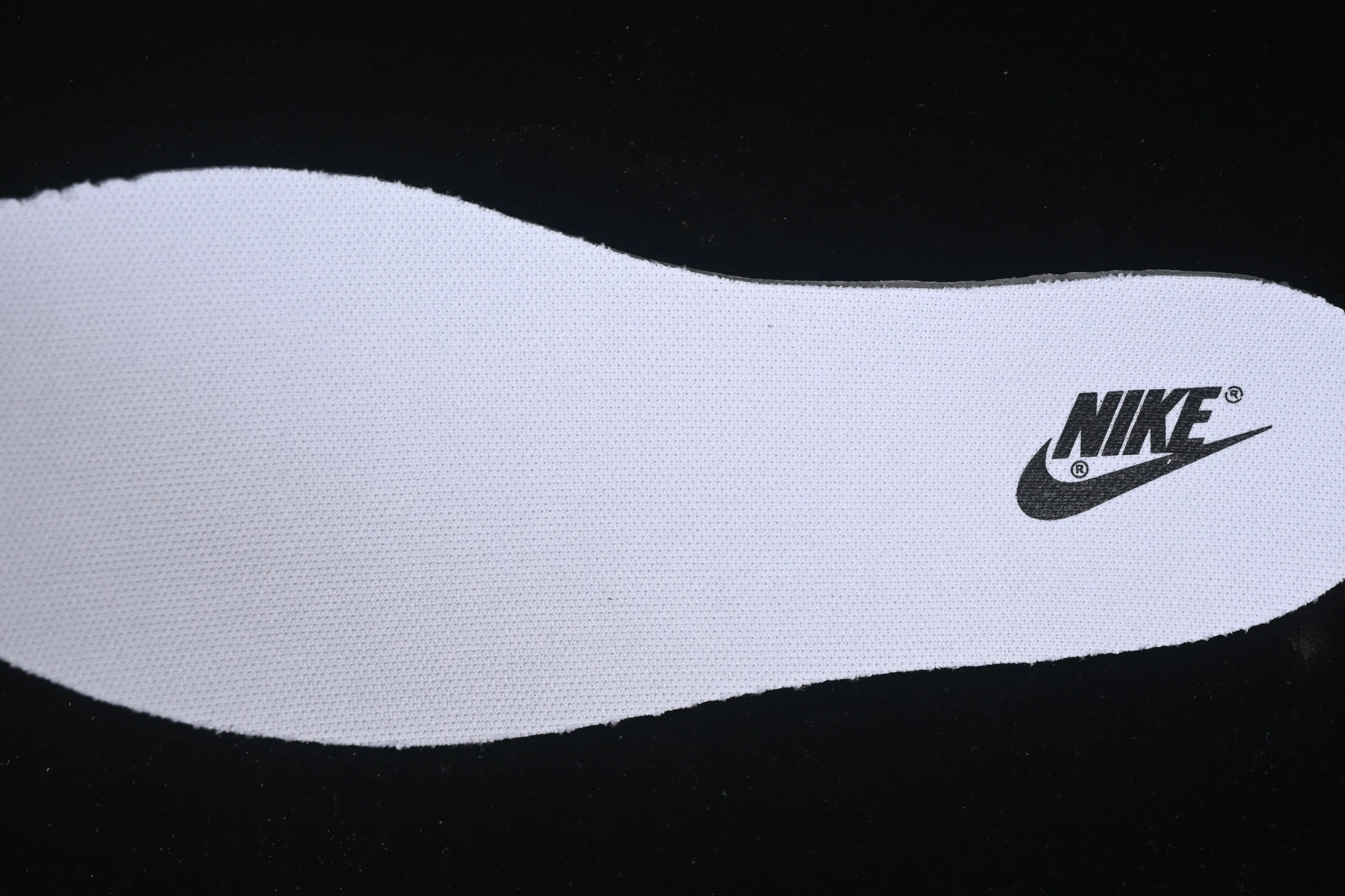 All categories Nk SB Dunk Series Nk SB Dunk Low High-end customized low-top sneakers Nike SB Dunk Low white, black and blue straps low-top casual sneakers DD1391-100